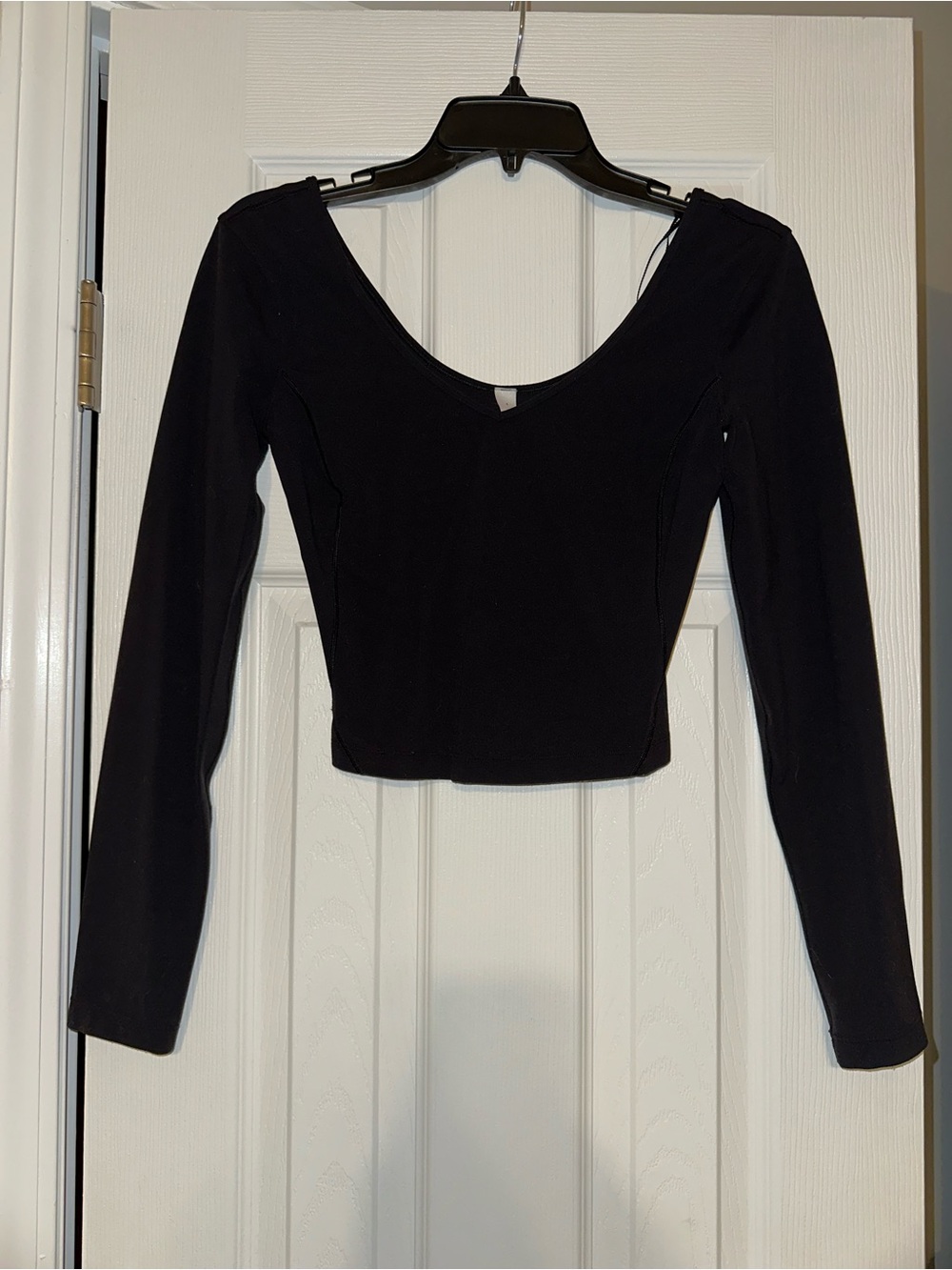 lululemon athletica Black Long-Sleeve V-Neck Top